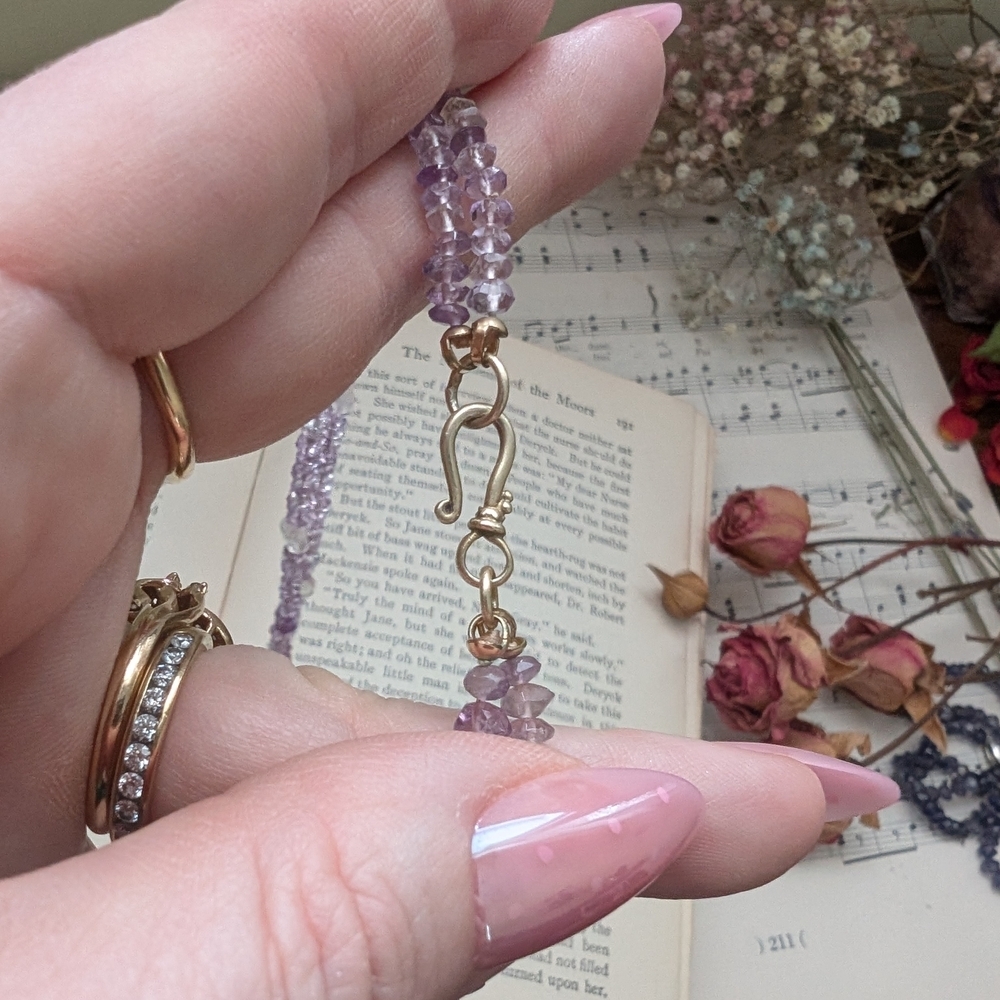 Vintage Purple Beaded Necklace - Picture 4 of 9
